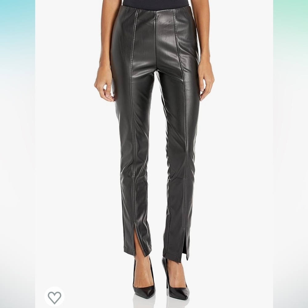 Steve Madden Apparel Women's Anastasia Legging.  like new condition. Size medium